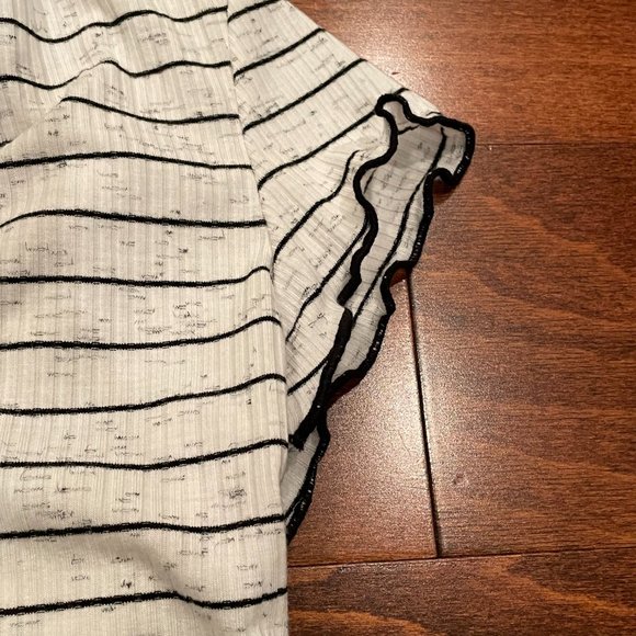 NWOT BCBGeneration Crew Neck Short Sleeve Striped Knit Baby Tee, Size Large - Picture 5 of 10